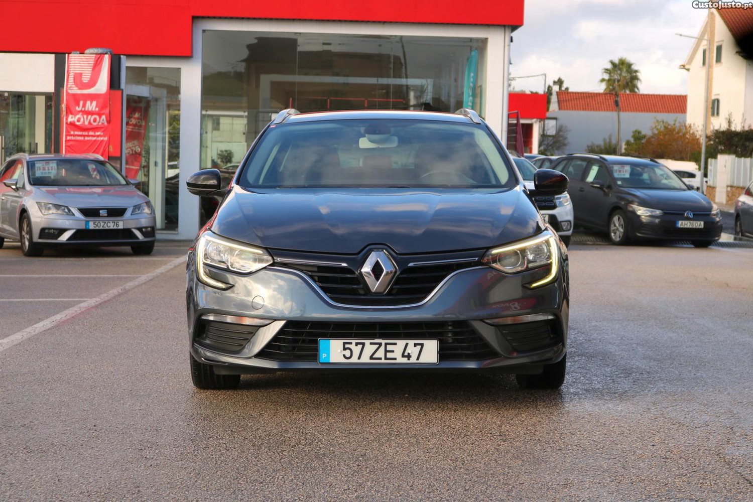 Renault Mégane Sport Tourer 1.5 Blue DCI Limited EDC 115cv - 19 foto 4