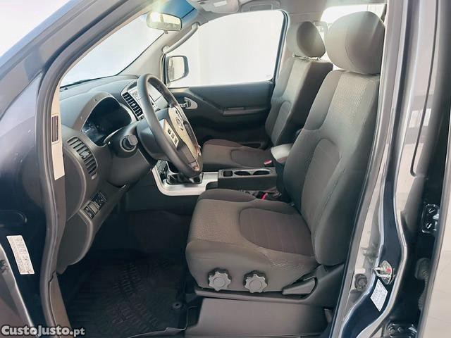 Nissan Navara 2.5 dCi 190cv 4X4 Cab/ Dupla 5 Lugares - 12 foto 5