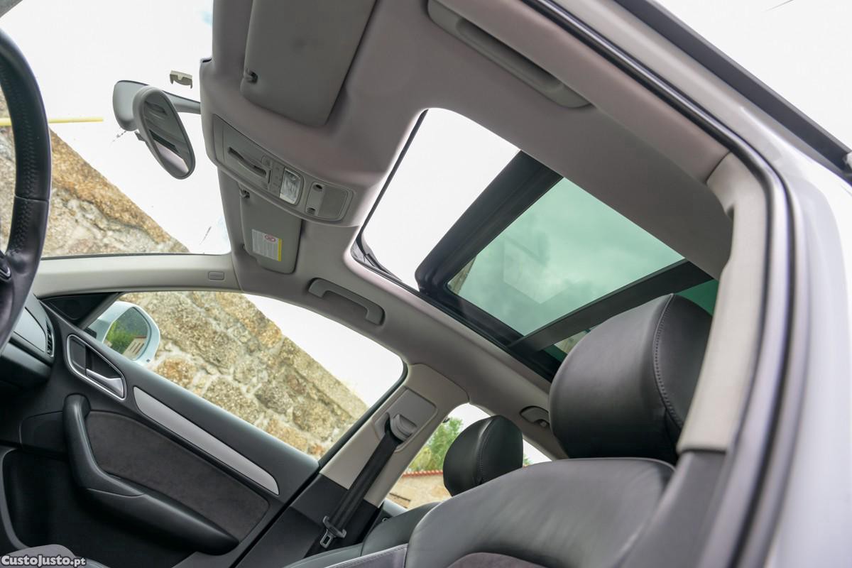 Audi Q3 2.0 TDi Attraction — fotografia 2