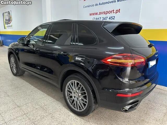 Porsche Cayenne 3.0 V6 — fotografia 15