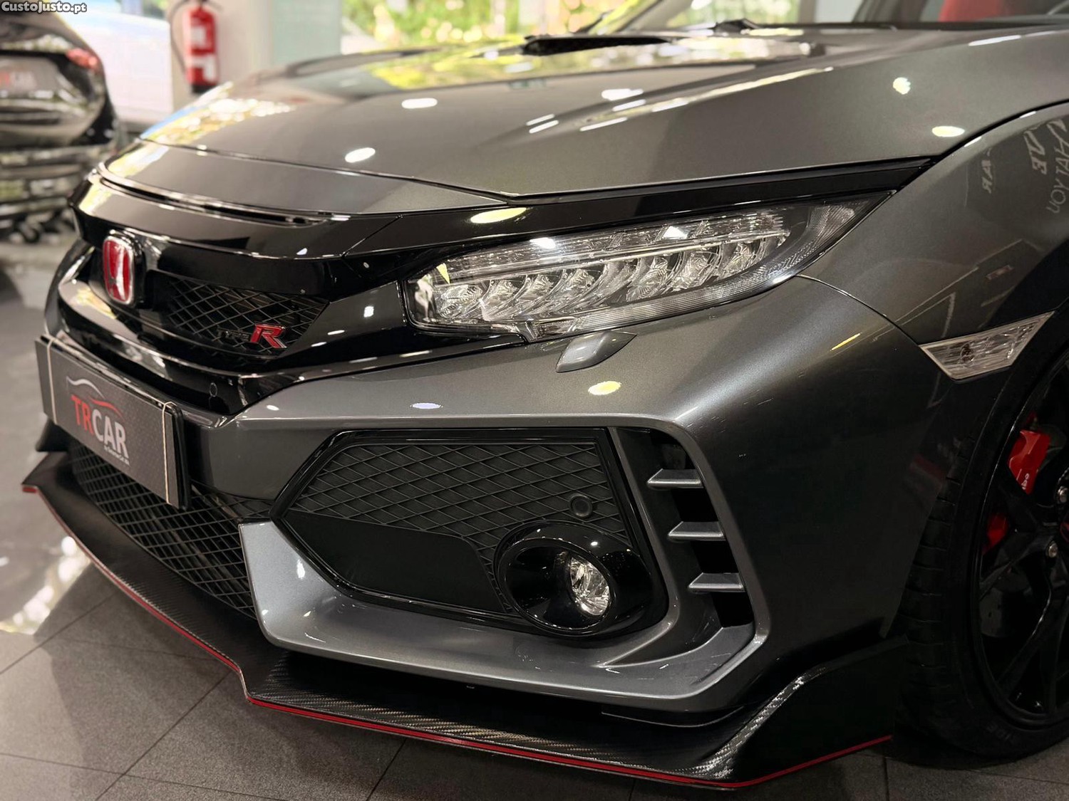 Honda Civic 2.0 i-VTEC Type-R - 19 — photo 5
