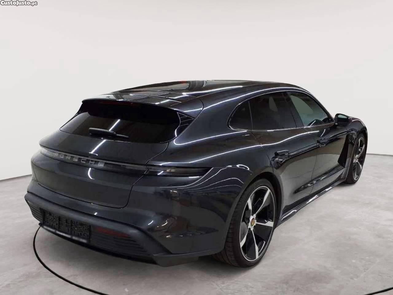 Porsche Taycan Sport Turismo — photo 3