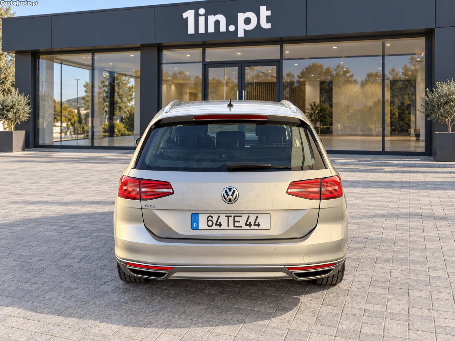 VW Passat Variant GTE 1.4 TSI DSG — photo 4