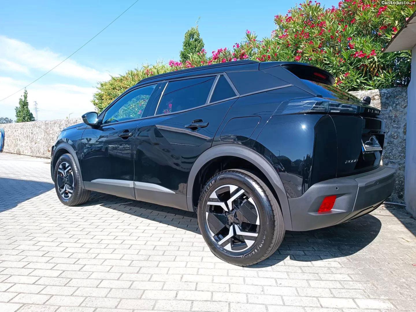 Peugeot 2008 1.2 puretech allure — fotografia 17