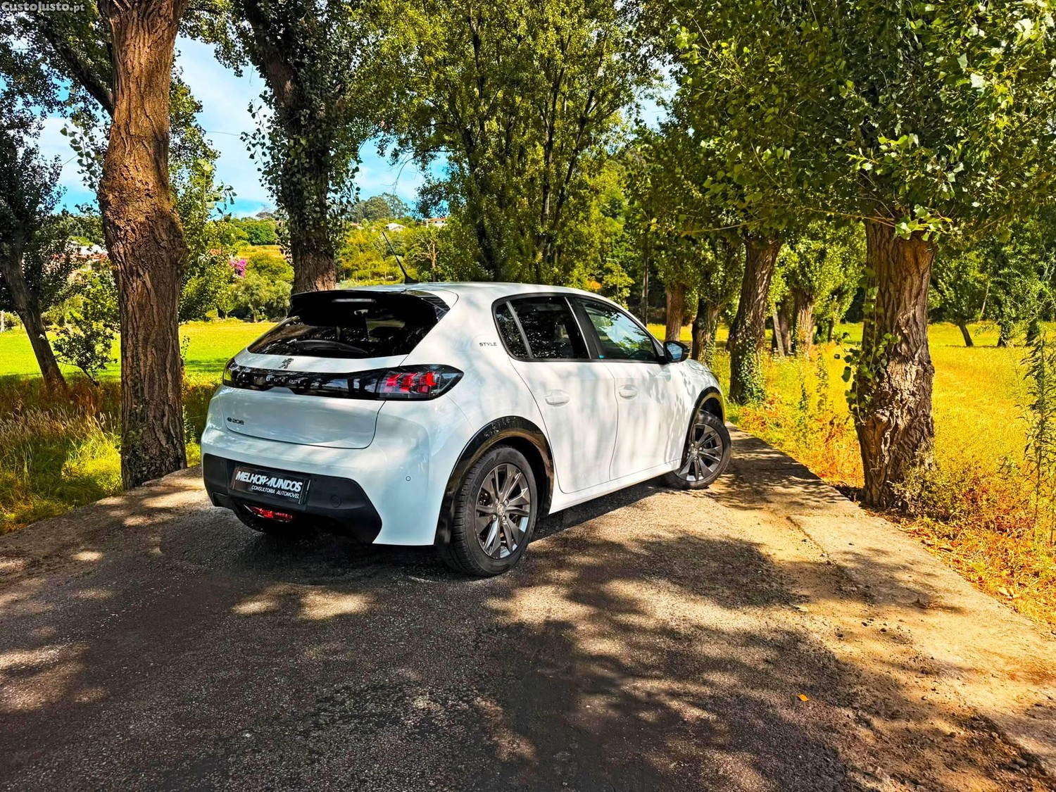 Peugeot 208 50 kWh Style — fotografia 16