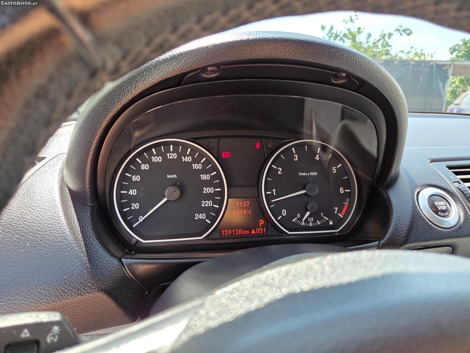 BMW 118 iA — fotografia 4