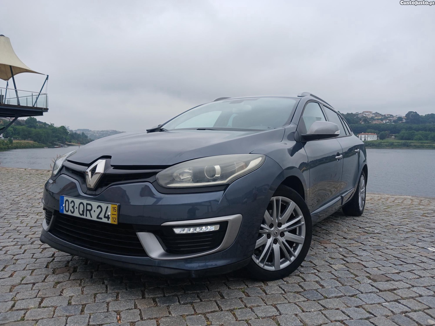 Renault Mégane 1.5 dci sportourer 2015 gt line — fotografia 16