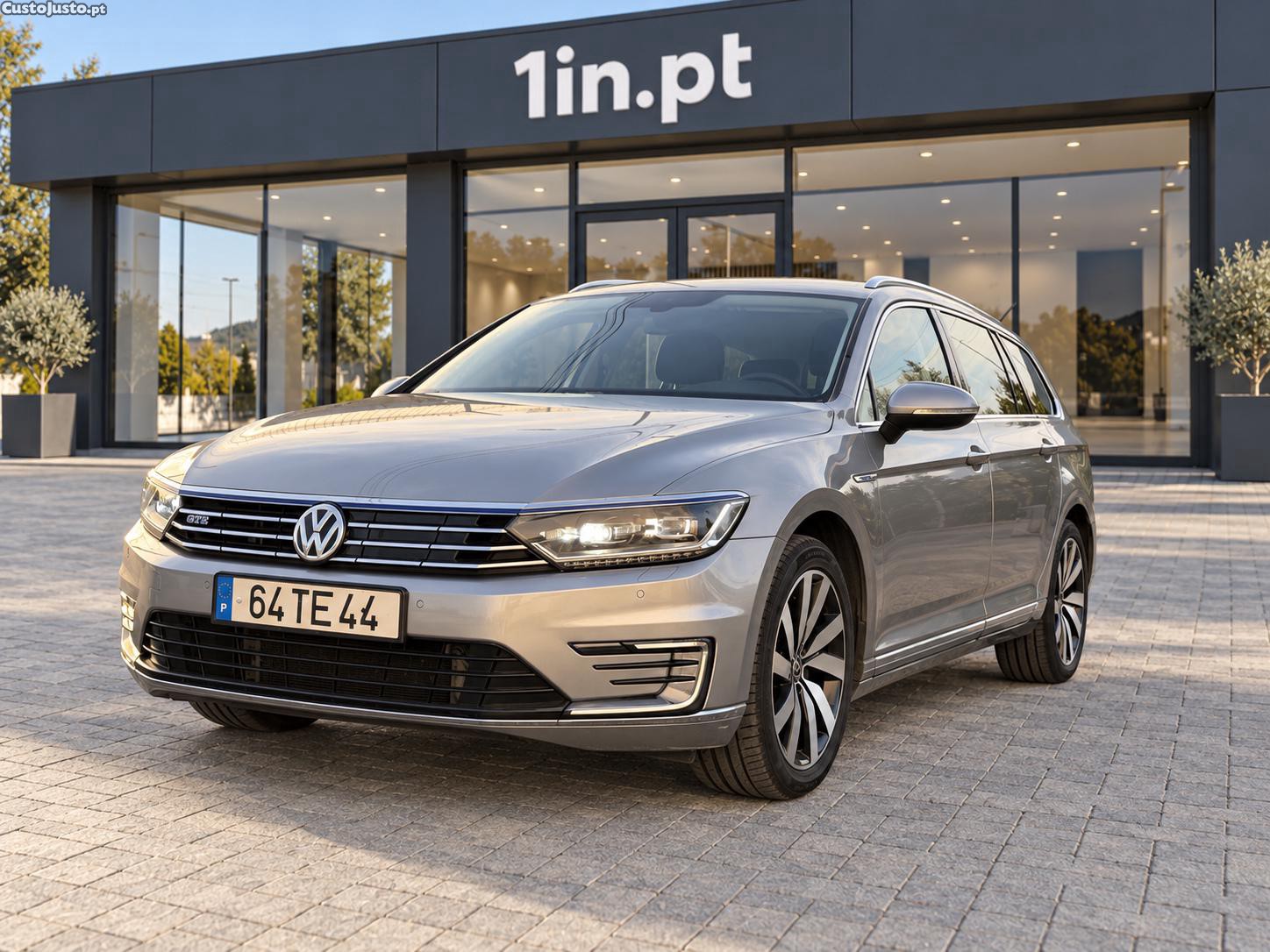 VW Passat Variant GTE 1.4 TSI DSG — photo 2