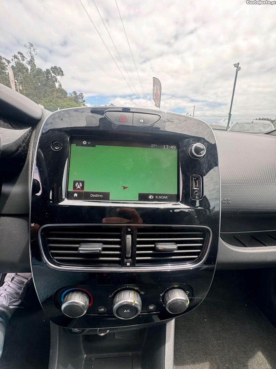 Renault Clio carrinha — fotografia 4