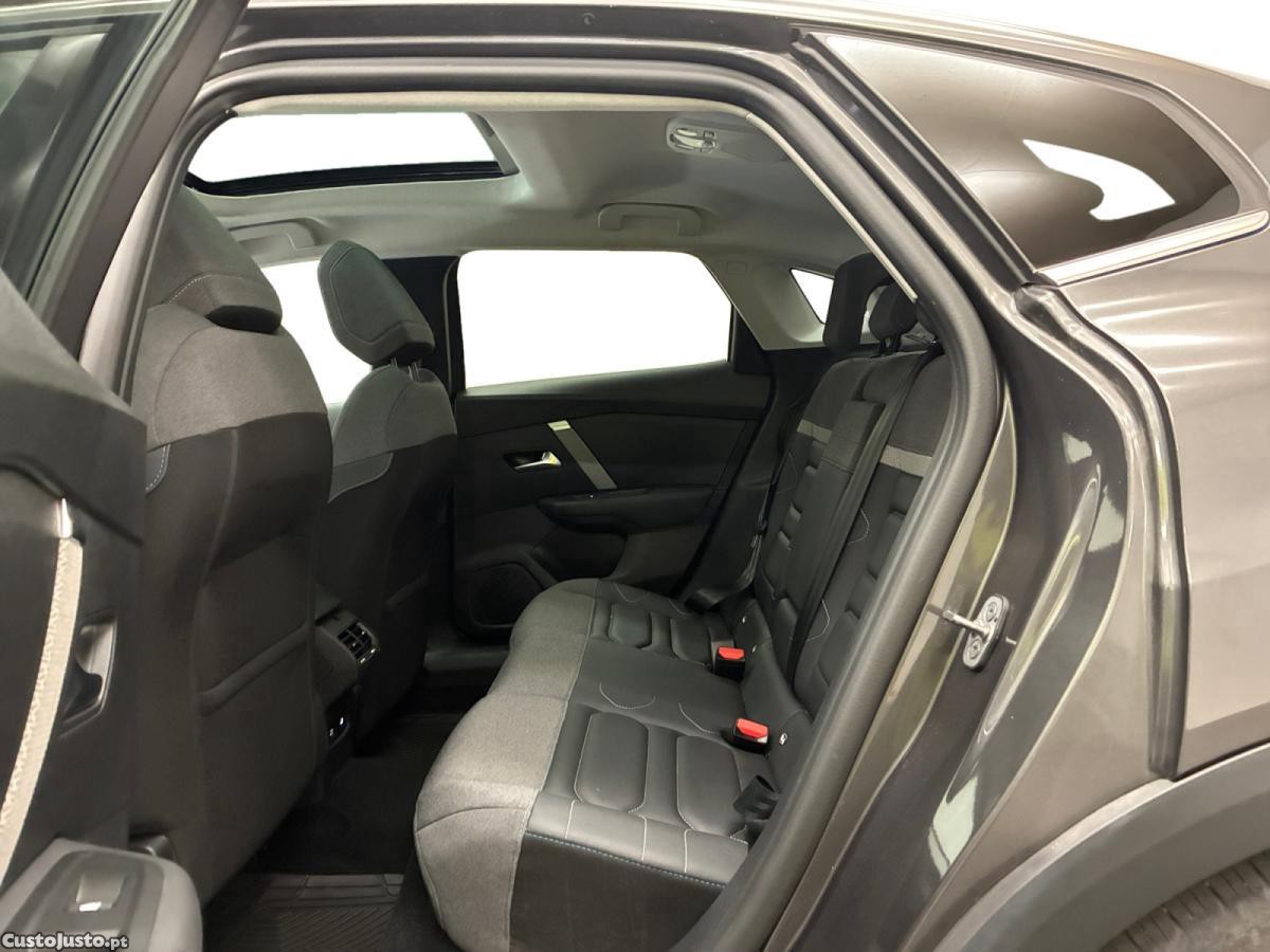 Citroën e-C4 50 kWh Feel Pack — fotografia 5