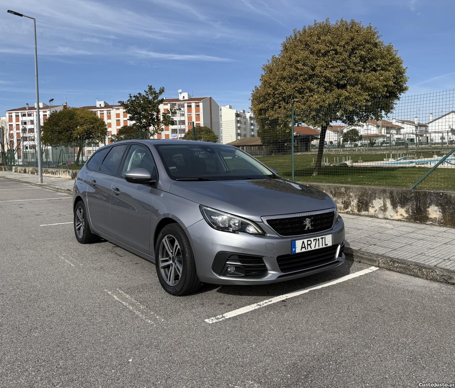 Peugeot 308 SW 1.5BlueHDi 130cvs Active — fotografia 5