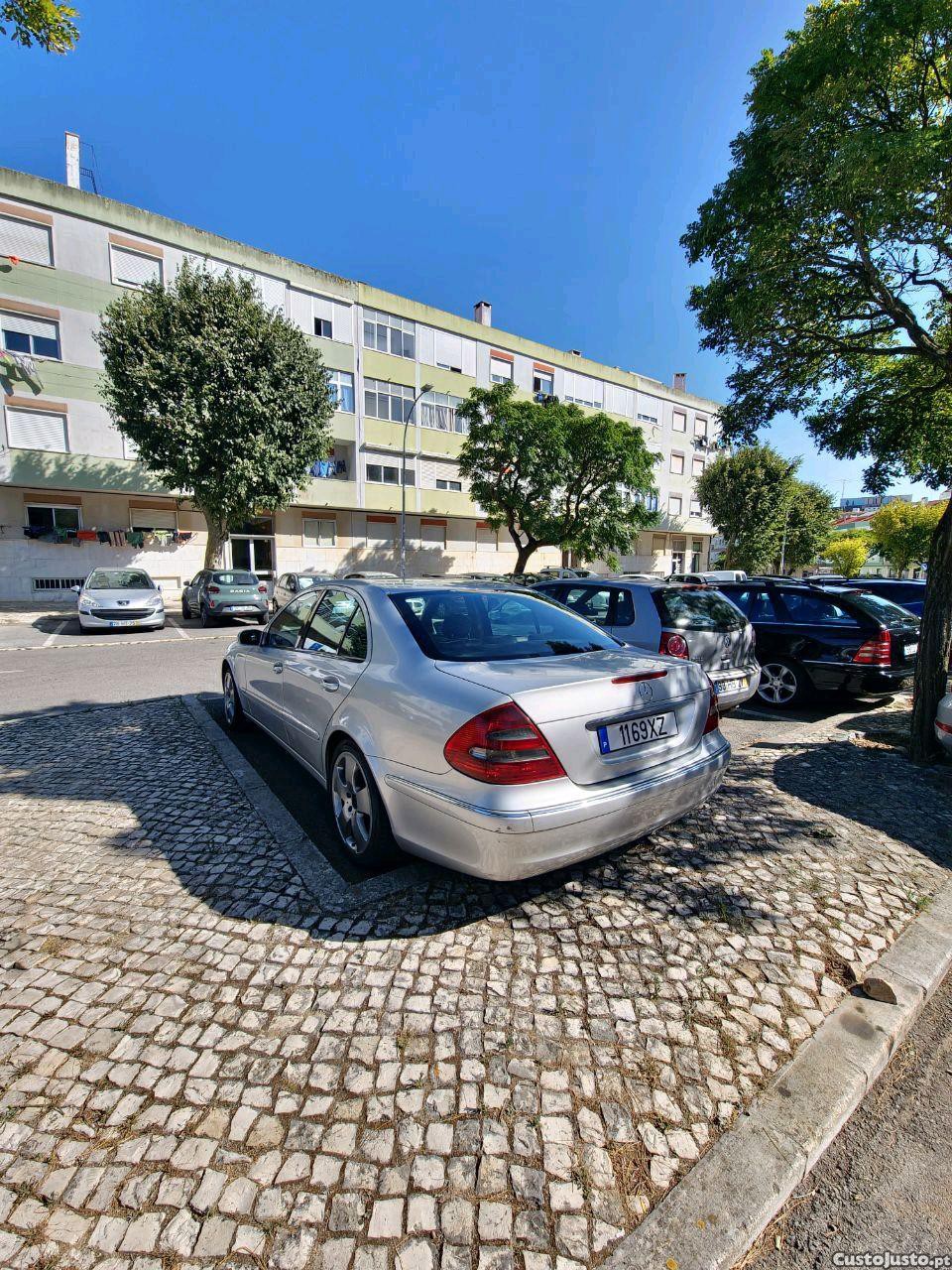 Mercedes-Benz E 220 W211 — fotografia 8
