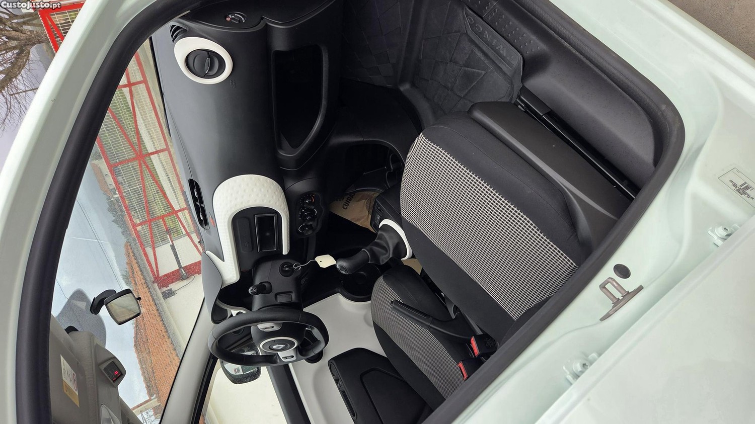 Renault Twingo Zen — fotografia 3
