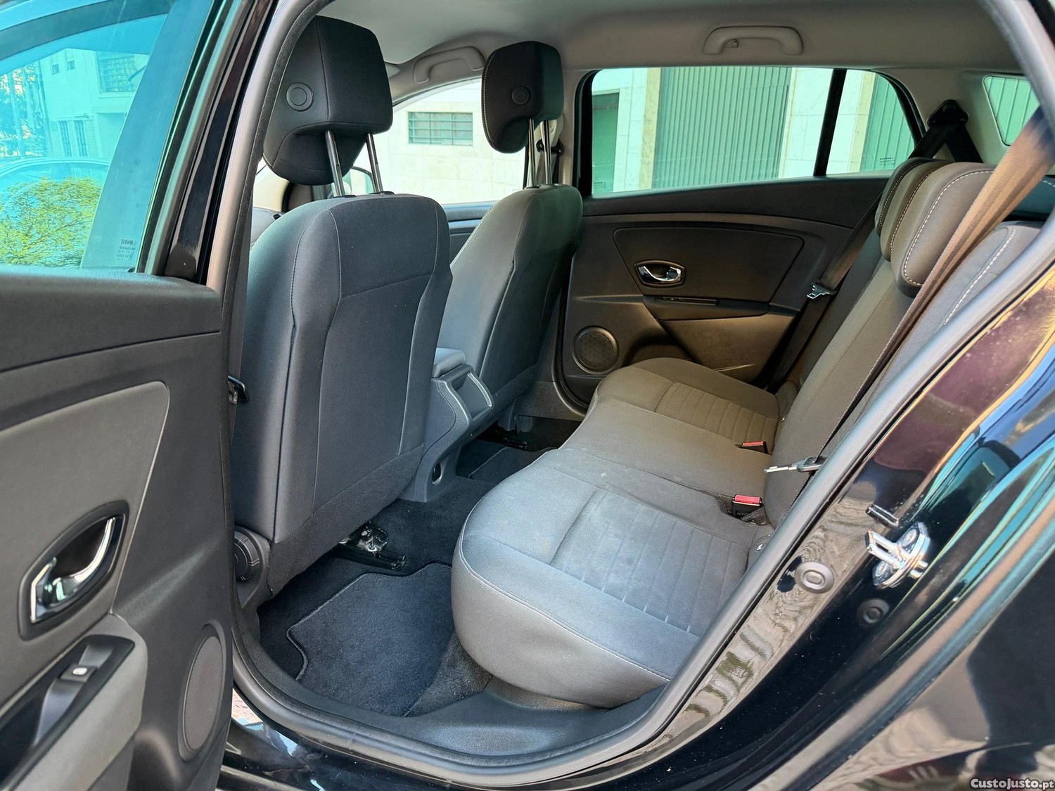 Renault Mégane Sport Tourer 1.5 dCi Dynamique S SS — fotografia 3