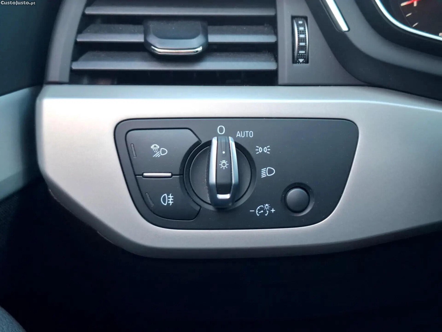 Audi A4 35 TDI Advanced S tronic — fotografia 10