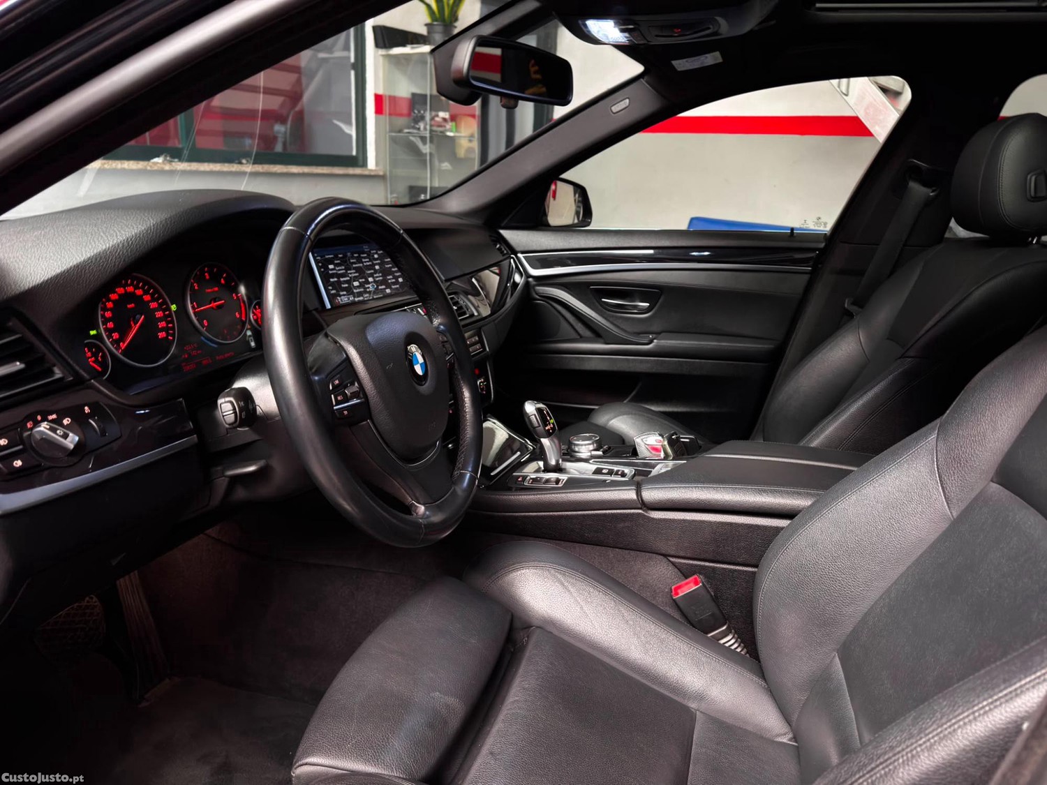 BMW 520 D F11 Sport — fotografia 7