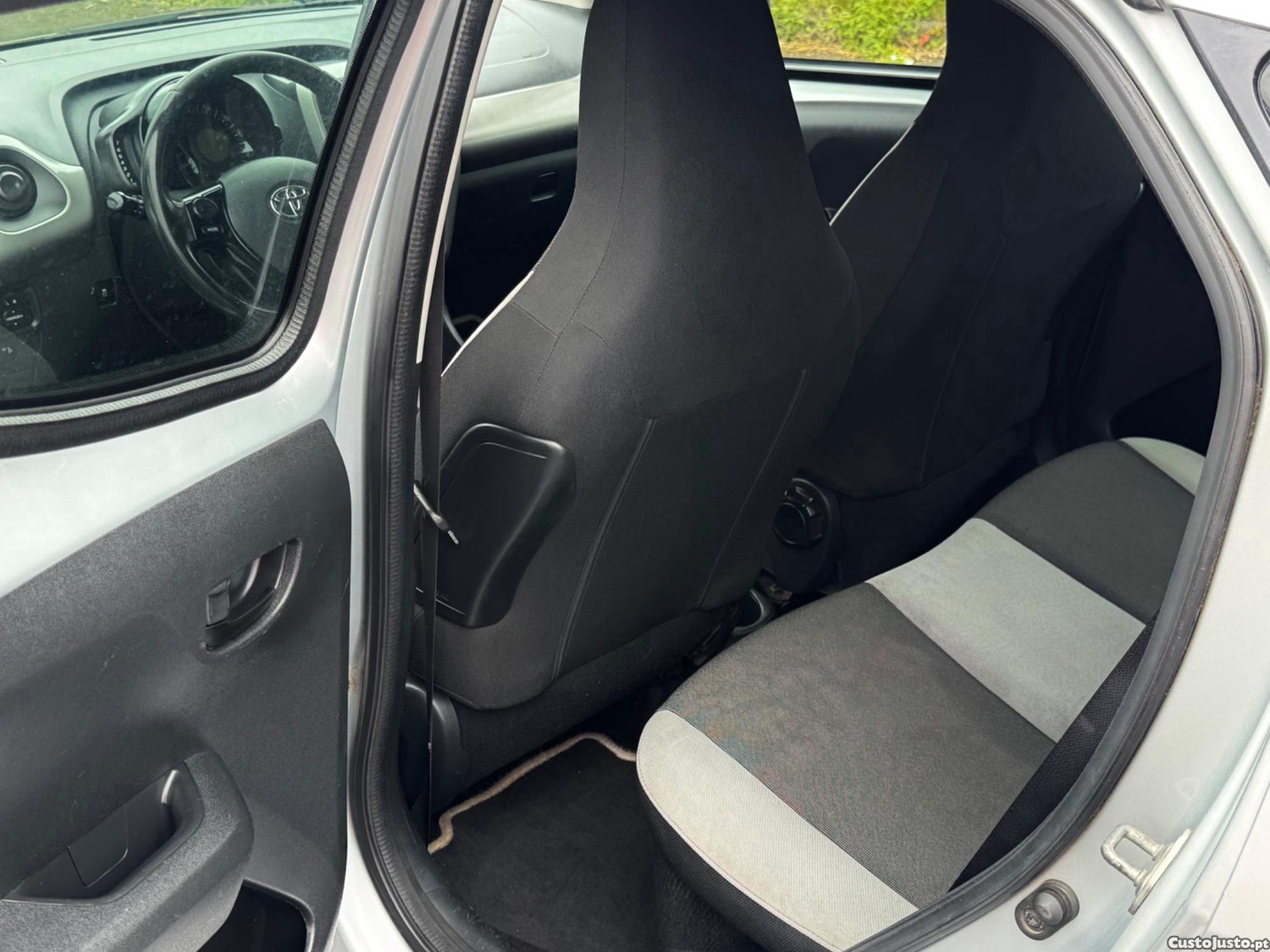 Toyota Aygo 1.0 Gasolina Motor de Corrente — fotografia 3