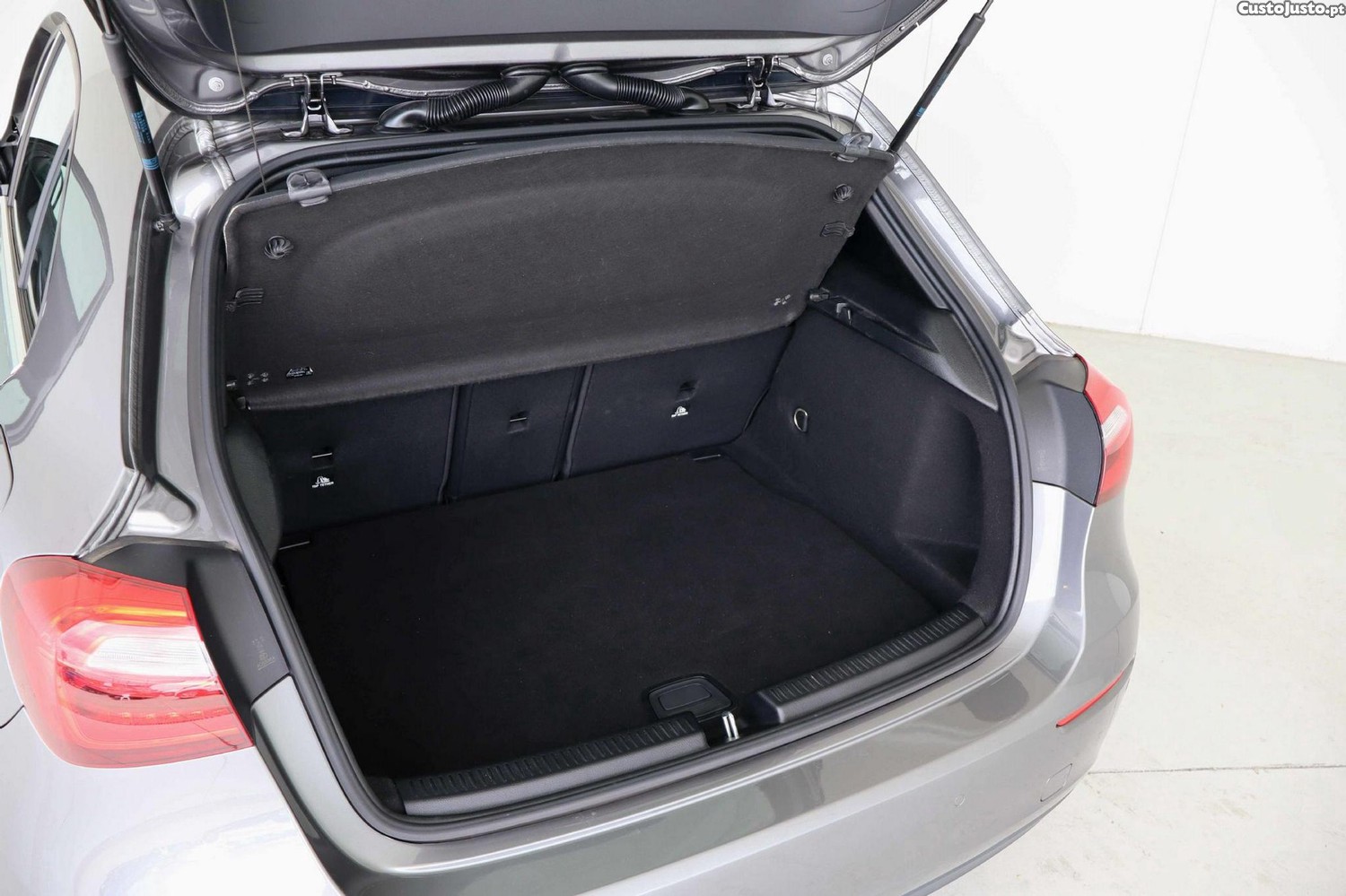 Mercedes-Benz A 160 d Style — fotografia 18