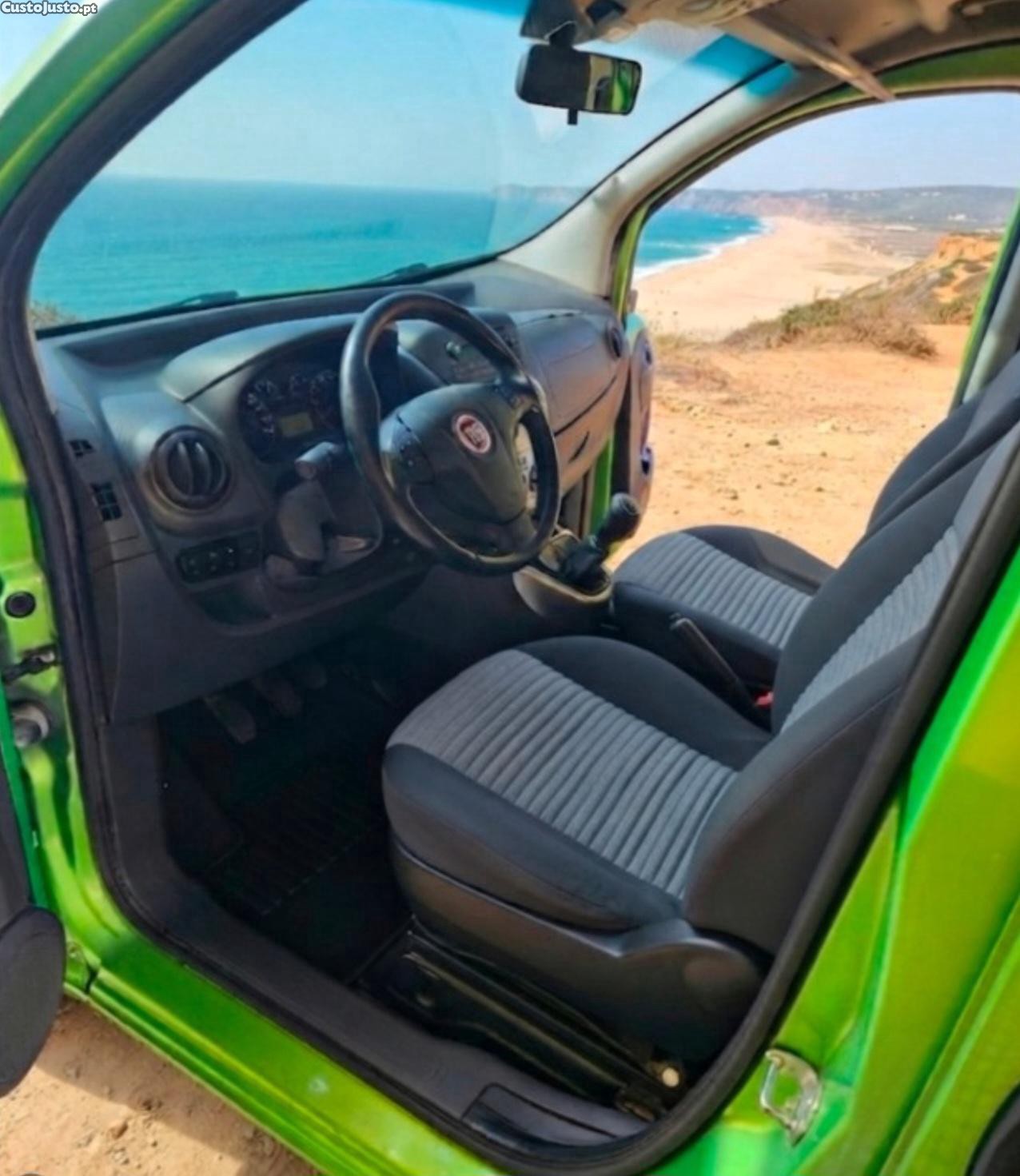 Fiat Fiorino Qubo 1.3 Multijet - Aventura e Versatilidade em Verde Limão! — fotografia 7
