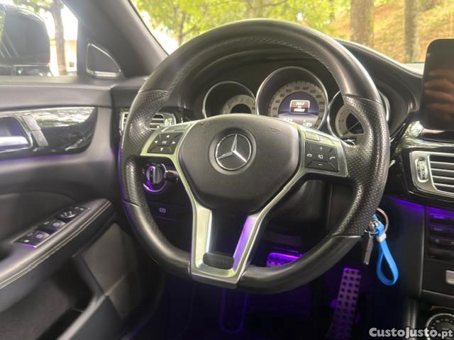 Mercedes-Benz CLS 350 350 Cdi PACK AMG — fotografia 8