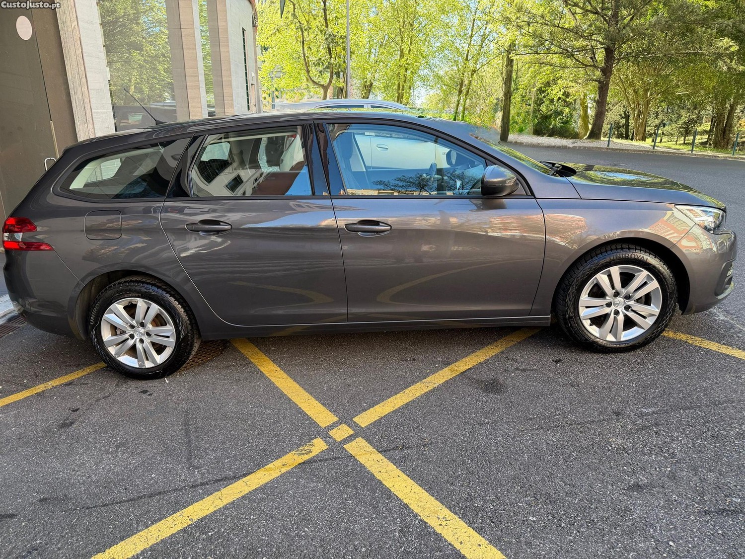 Peugeot 308 SW 1.5 BlueHDi Active — fotografia 22