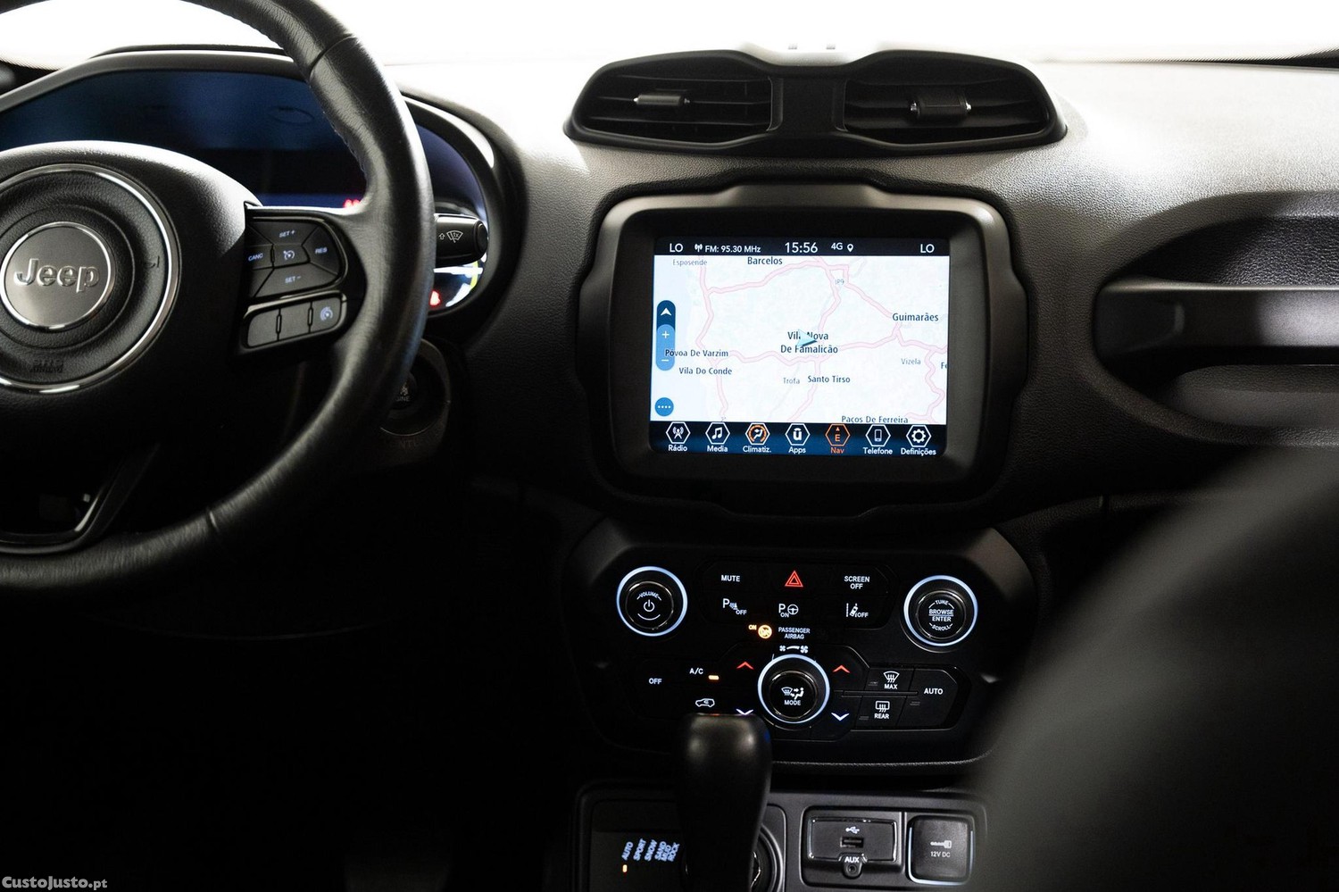 Jeep Renegade 1.3 TG Trailhawk — fotografia 18