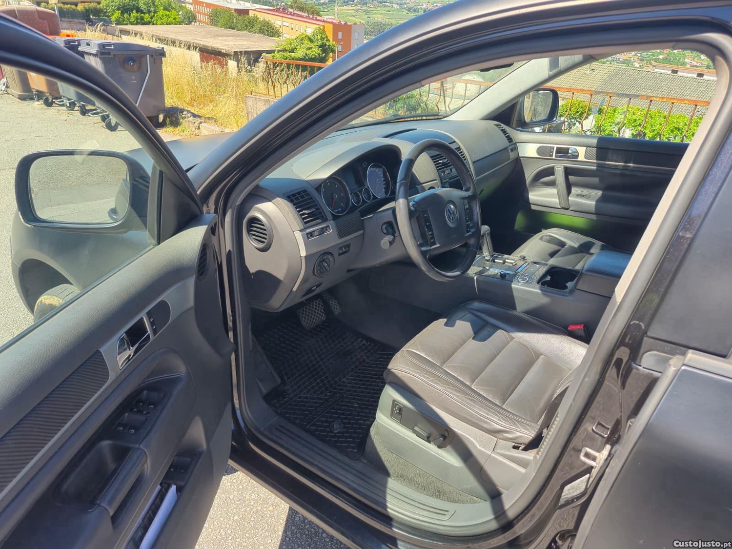 VW Touareg V6 TDI 3.0 - 06 foto 5
