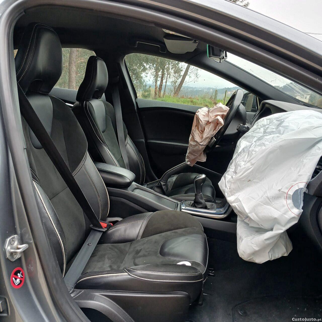 Volvo V40 1.6D - 15 foto 5