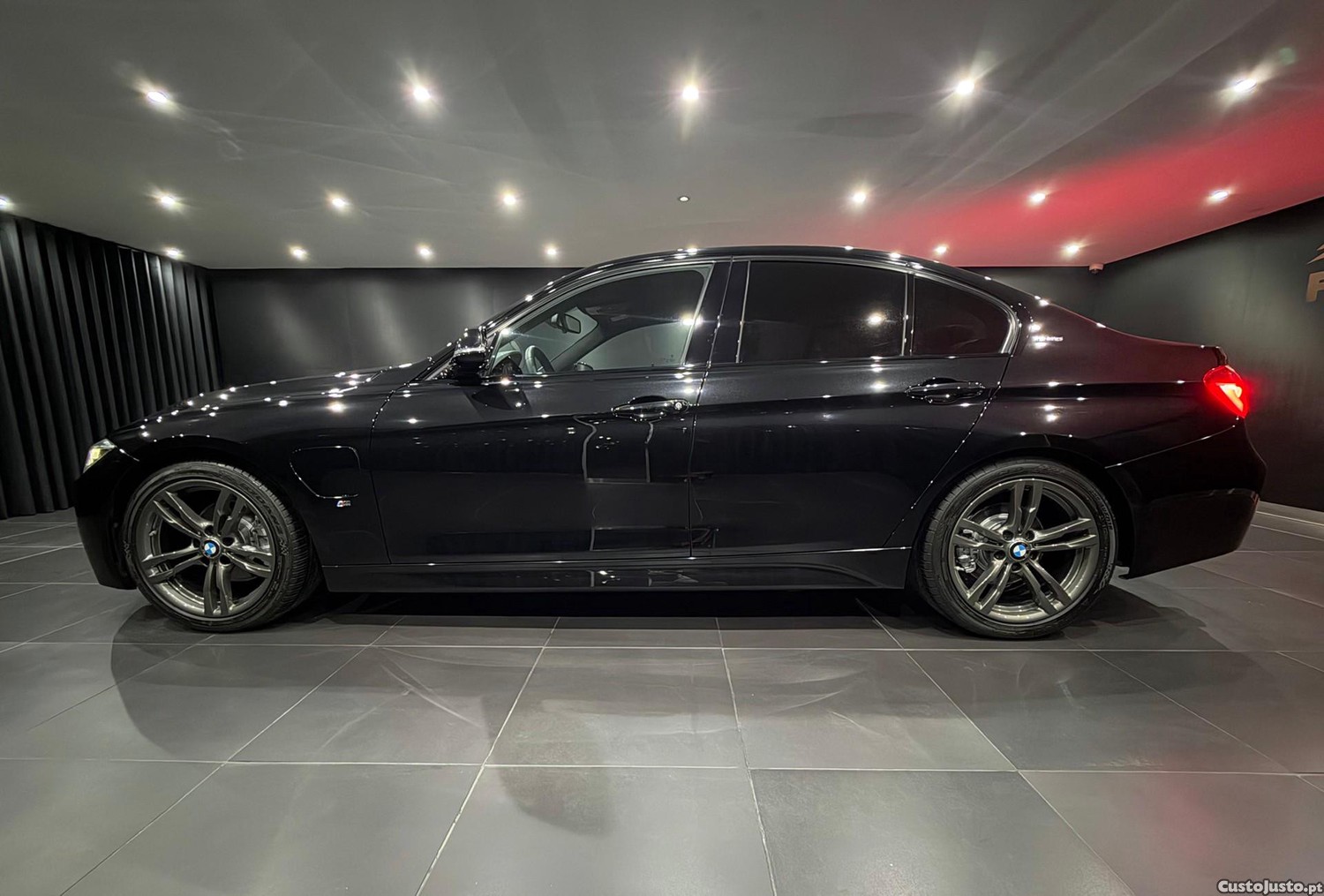 BMW 330 e iPerformance Pack M — photo 4