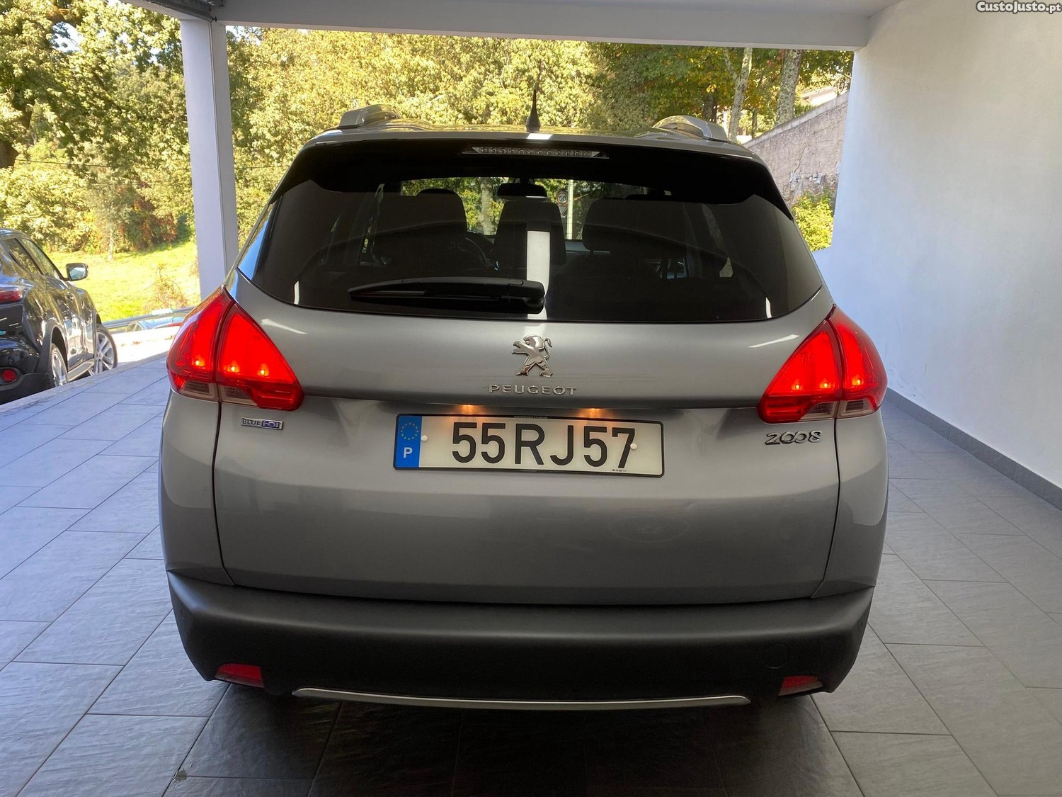 Peugeot 2008 1.6 BlueHDi Active — photo 5