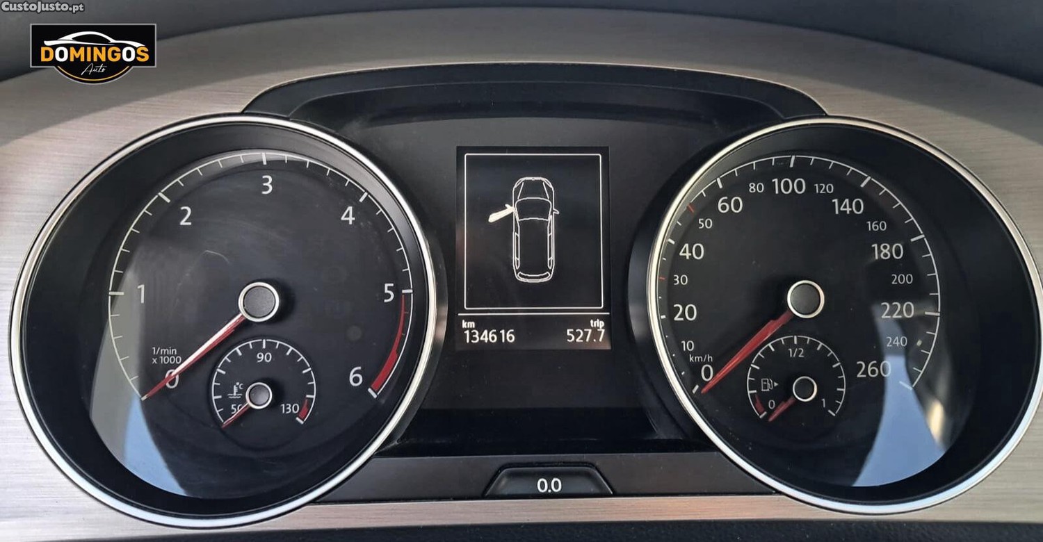 Volkswagen Golf 1.6 TDi BlueMotion — fotografia 2