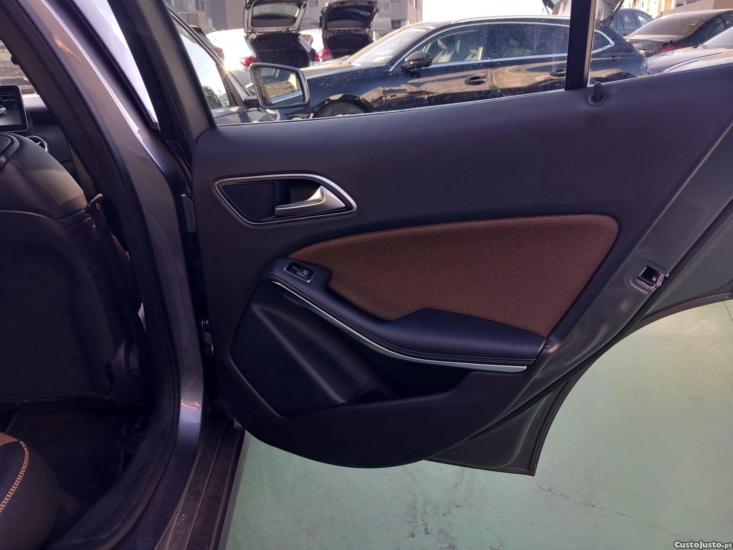 Mercedes-Benz GLA 180 d Style Aut. — fotografia 2