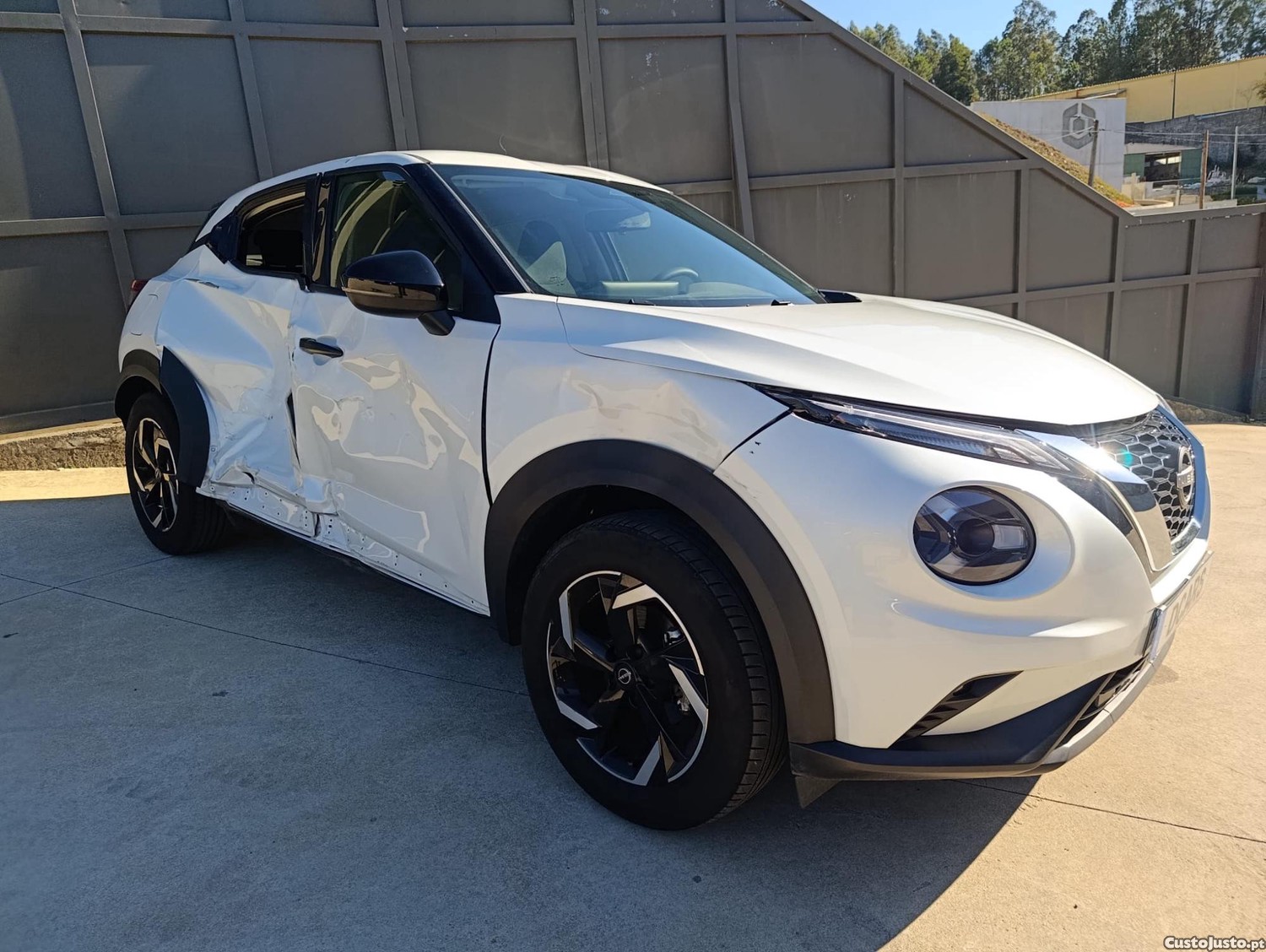 Nissan Juke 1.0 DiG-T - 25 foto 3