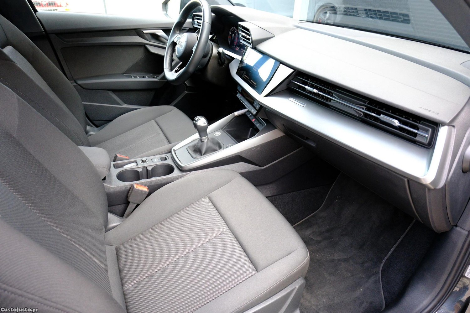 Audi A3 Limousine 30 TFSI Advanced — fotografia 15