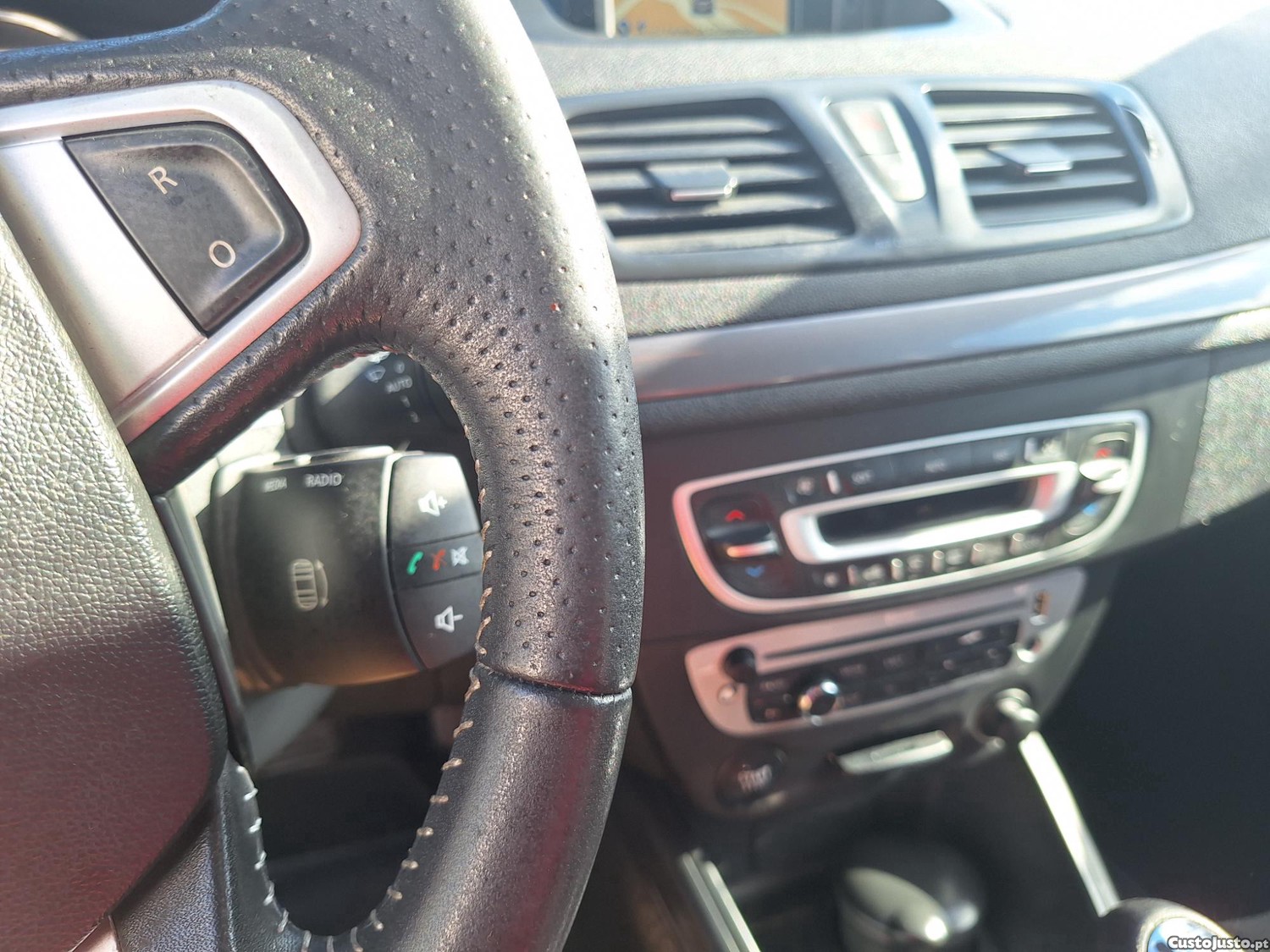 Renault Mégane 1.5 DCI DINAMIC S muitos extras 80euros/mês — fotografia 2