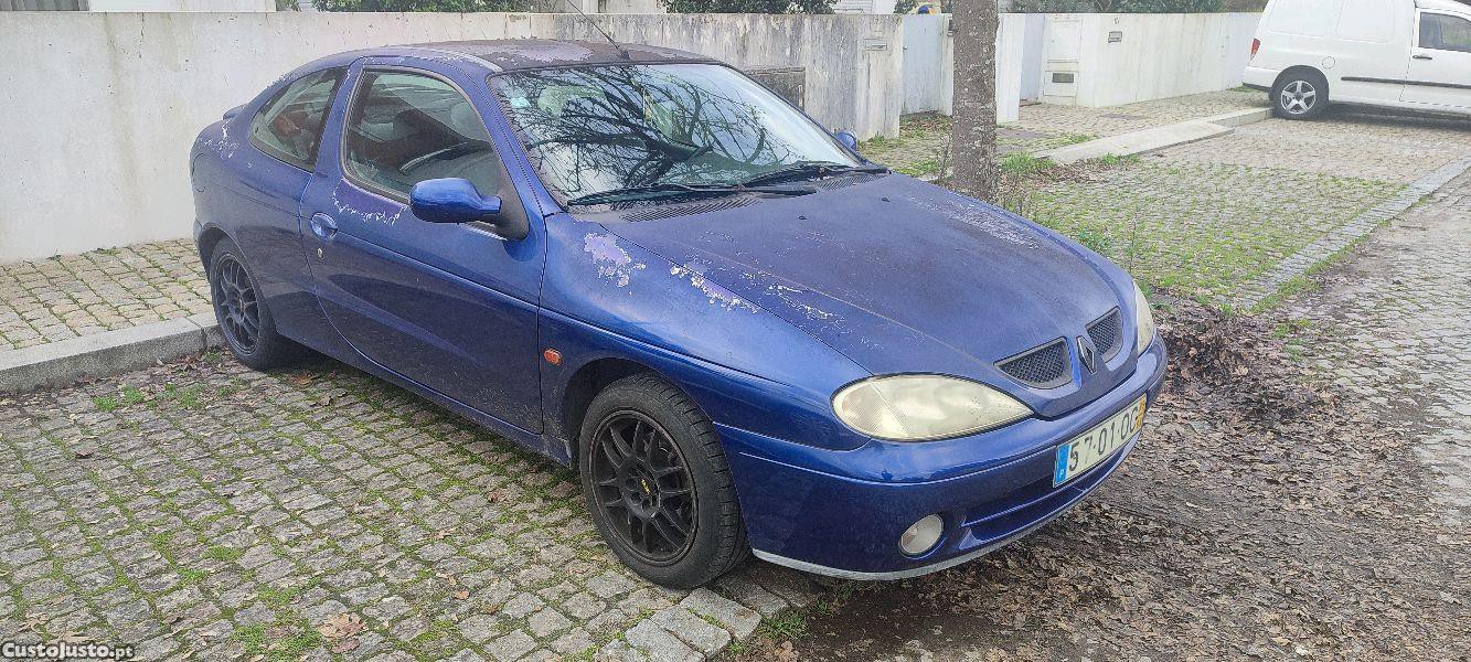 Renault Mégane coupé dynamic — fotografia 8