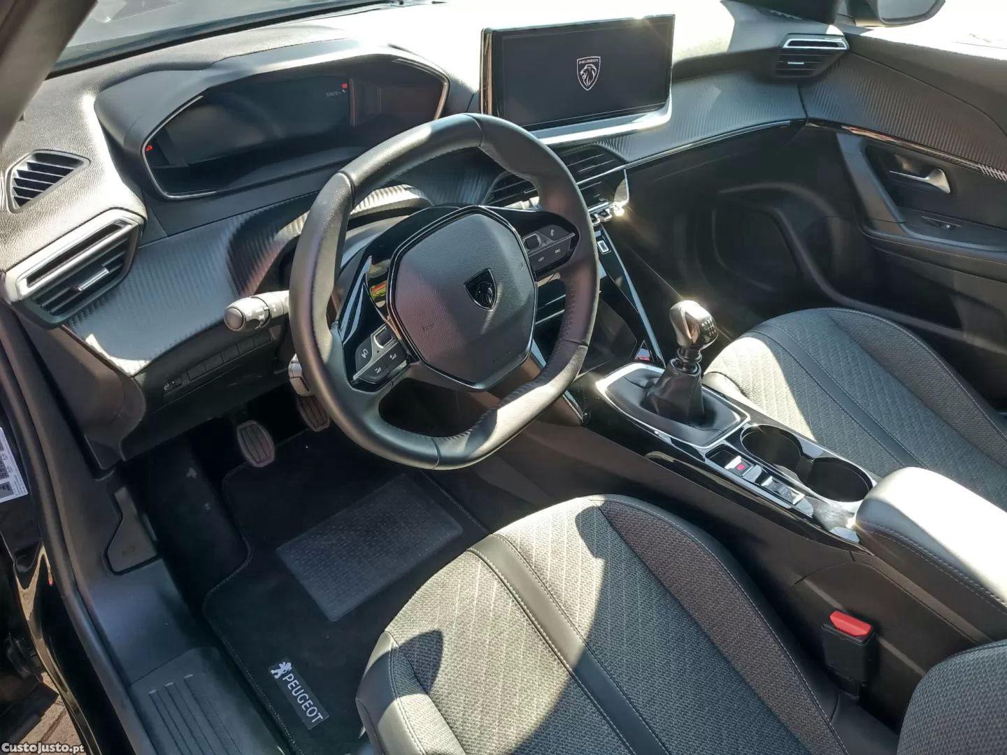 Peugeot 2008 1.2 puretech allure — fotografia 12