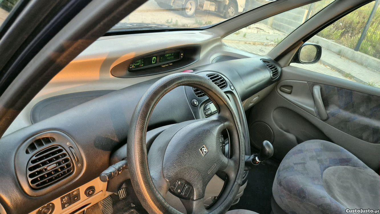 Citroën Xsara picasso gpl — fotografia 5