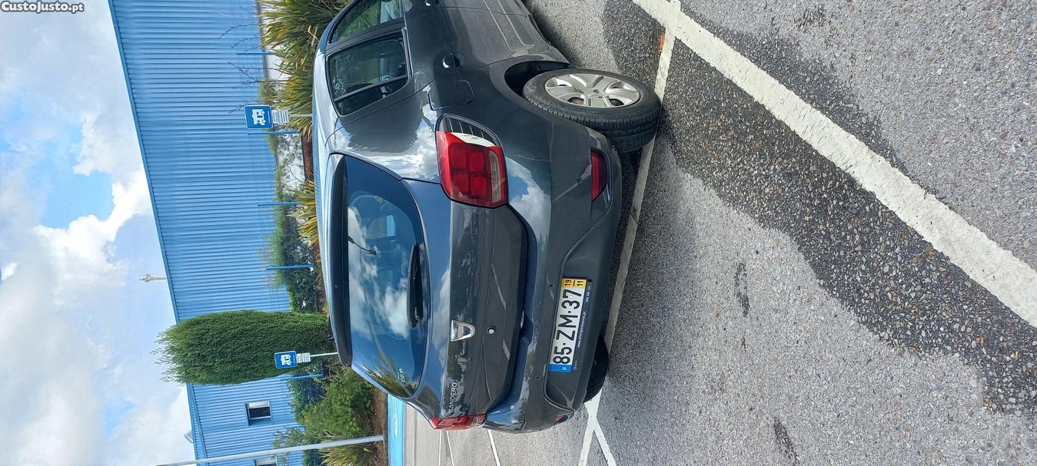 Dacia Sandero 0.9 tce — photo 3