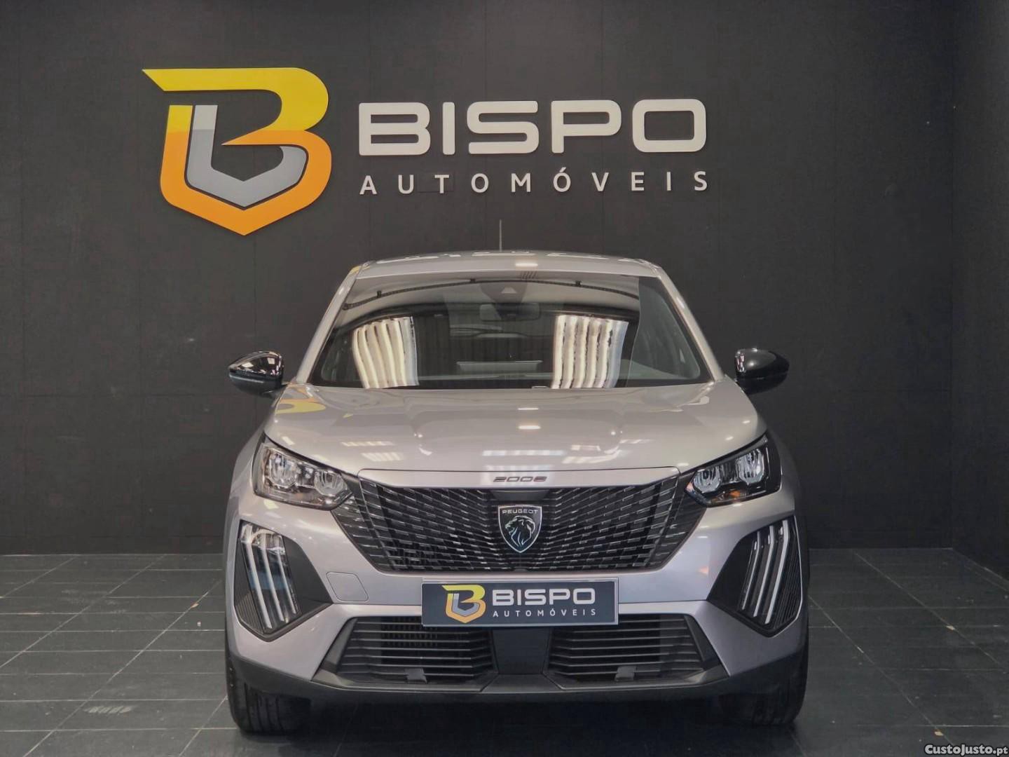 Peugeot 2008 PureTech 100 Active — photo 2