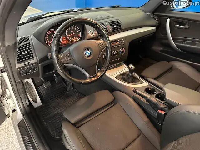 BMW 120 i — fotografia 10