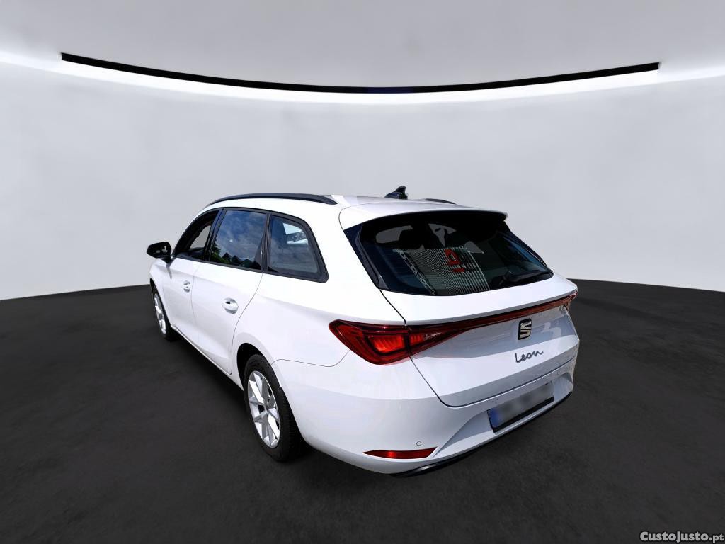 SEAT Leon ST 2.0 TDI Style — fotografia 21