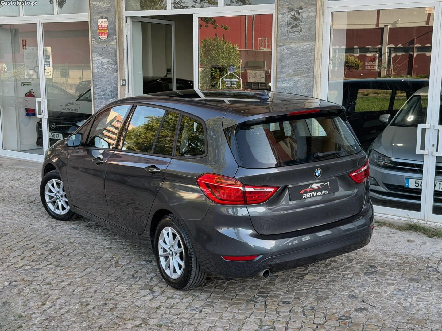 BMW 216 Gran Tourer d 7L Advantage — fotografia 24