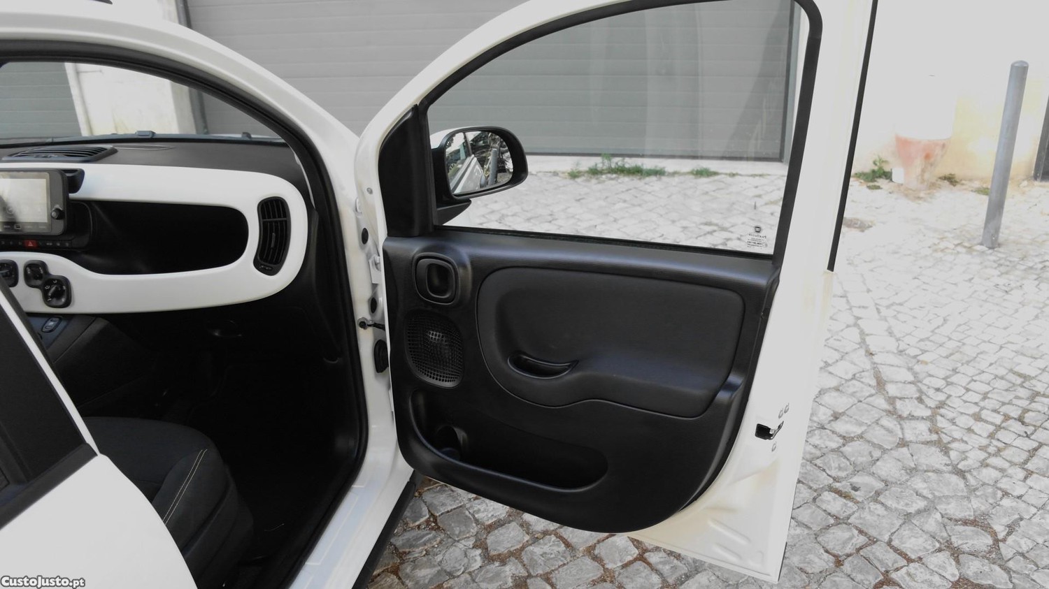 Fiat Panda Pandina 1.0 Hybrid — fotografia 8