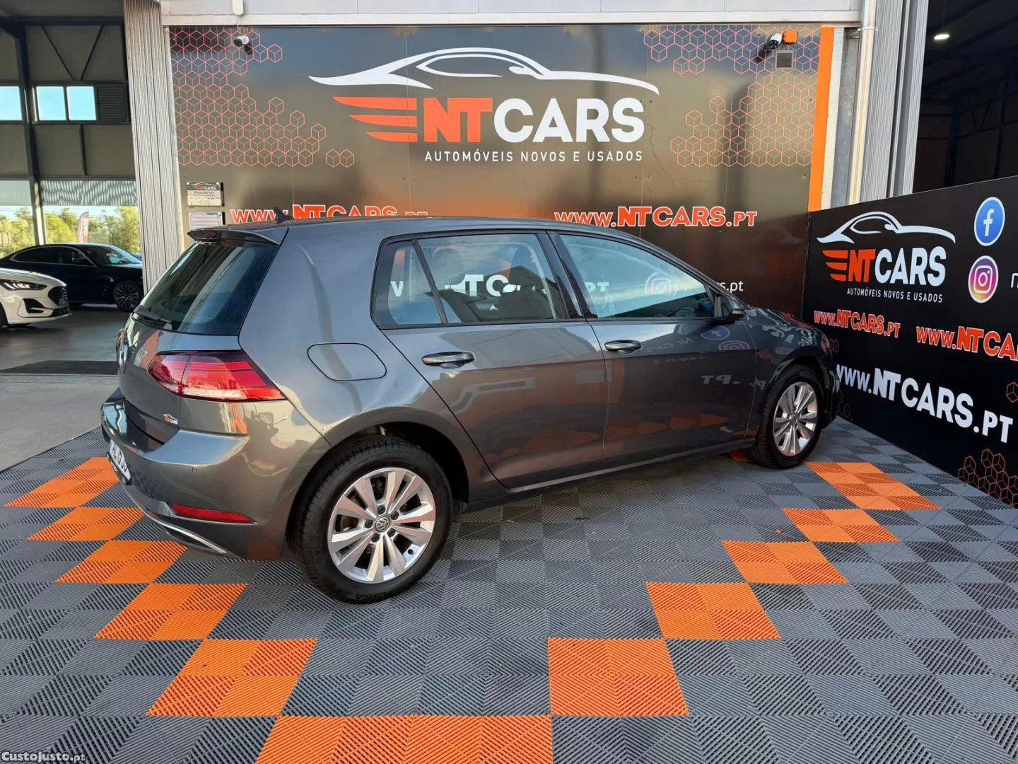VW Golf 1.0 tsi — photo 2