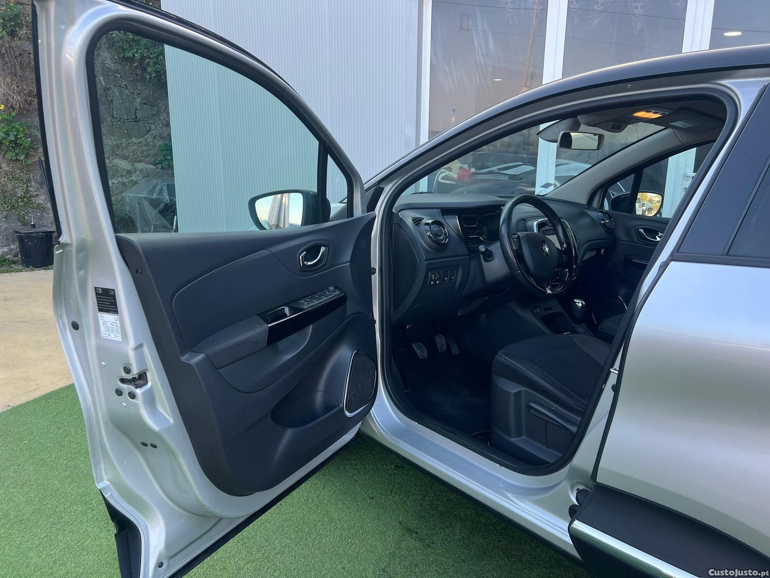 Renault Captur 1.5 dCi Sport — fotografia 17