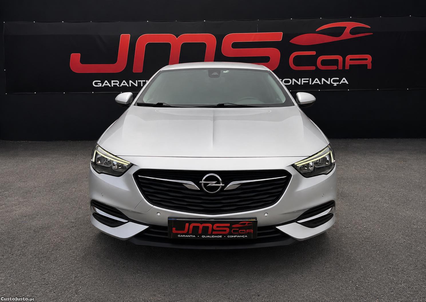 Opel Insignia Grand Sport 1.6 CDTI — fotografia 4