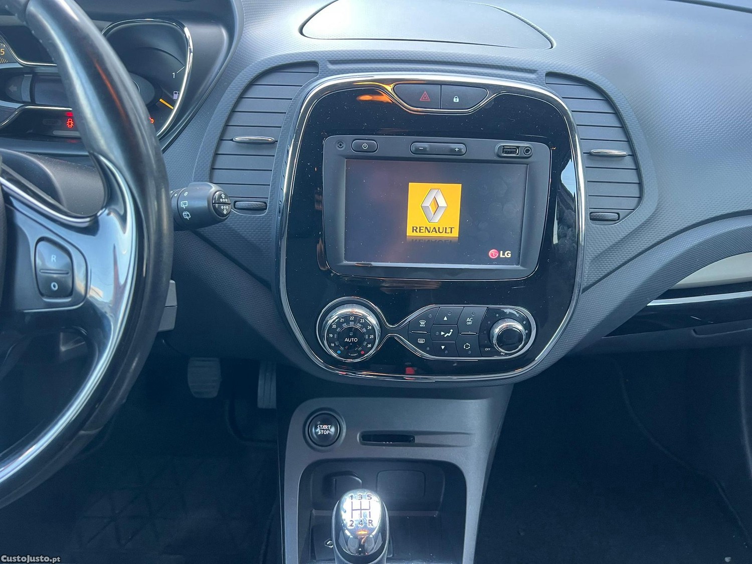 Renault Captur 1.5 dCi Sport — fotografia 11
