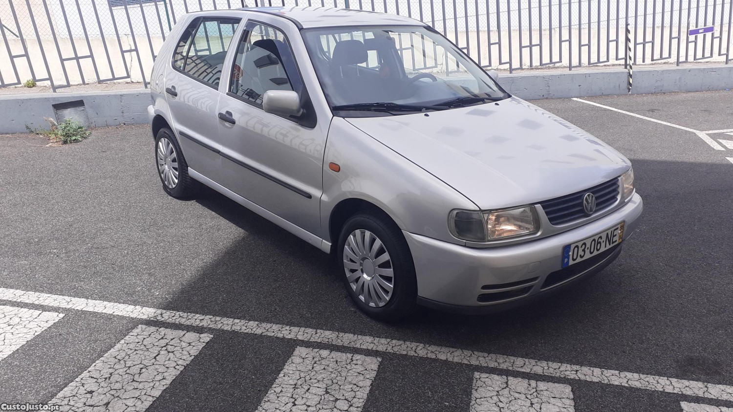 Volkswagen Polo 999cc — fotografia 3