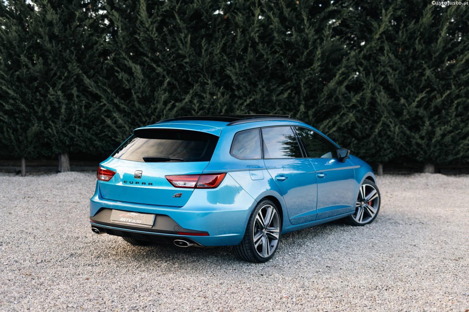 Seat Leon 2.0 TSI S&S DSG Cupra 290 — photo 4